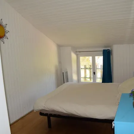 Les 2 Chenes Nocleg ze śniadaniem Les Riffes