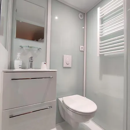 Les 2 Chenes 3* Les Riffes