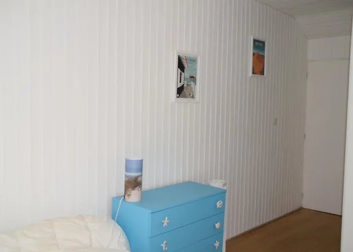 Les 2 Chenes Bed & Breakfast 3*