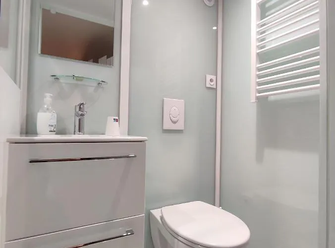 Les 2 Chenes 3* Les Riffes